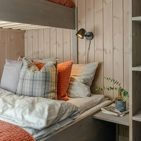 Nyaraló Modern With Beautiful Design By Galavatn *