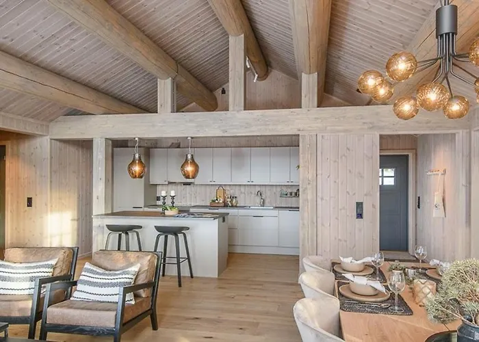 度假居 Modern With Beautiful Design By Galavatn *